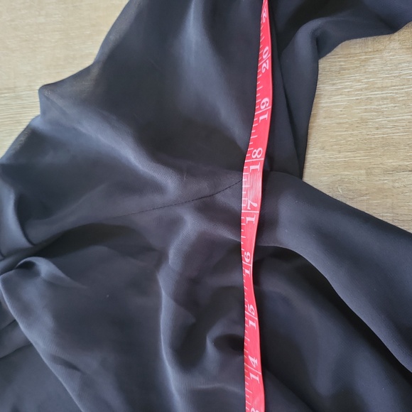 Express Black Blouse Y2K - Picture 8 of 10